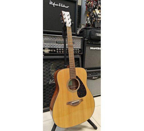 Yamaha FG800 акустическая гитара USED
