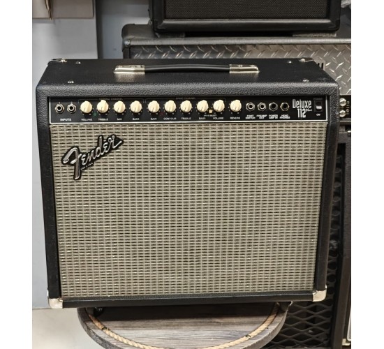 Fender Deluxe 112 Plus гитарный транзисторный комбоусилитель, США USED