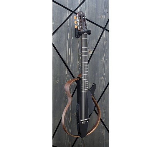 Yamaha Silent SLG200N Natural электроакустическая гитара, цвет Natural USED
