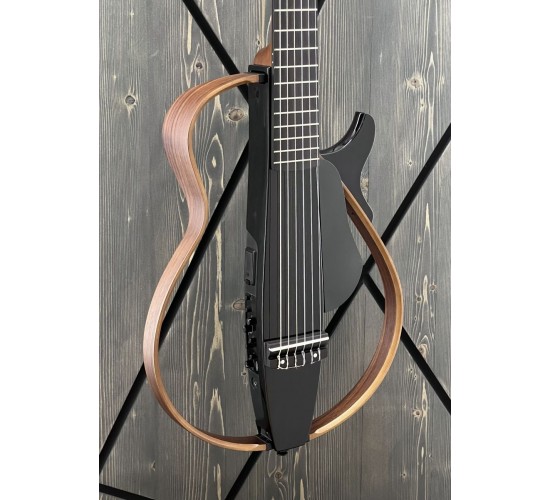 Yamaha Silent SLG200N Natural электроакустическая гитара, цвет Natural USED