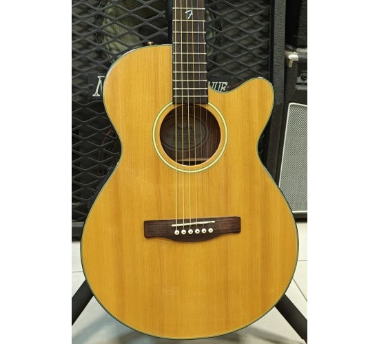 Fender GDC100SCE NAT электроакустическая гитара USED
