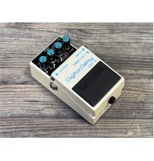 Boss DD-3 педаль гитарная Digital Delay, Япония USED