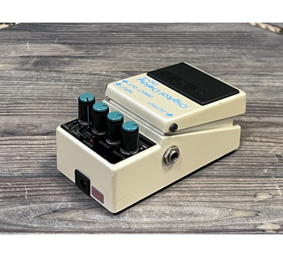 Boss DD-3 педаль гитарная Digital Delay, Япония USED