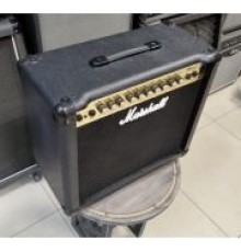 Marshall MG30DFX гитарный транзисторный комбоусилитель, 30 Вт USED