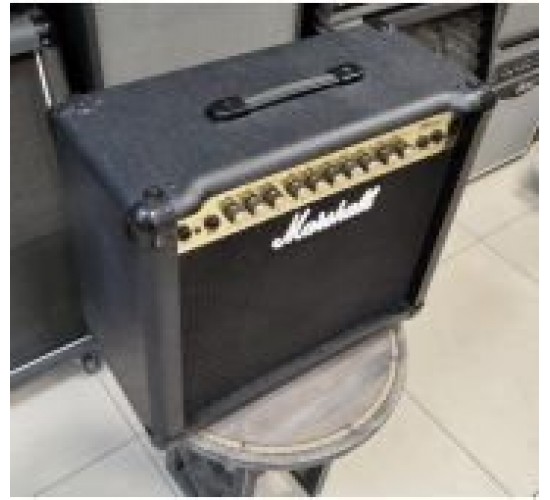 Marshall MG30DFX гитарный транзисторный комбоусилитель, 30 Вт USED
