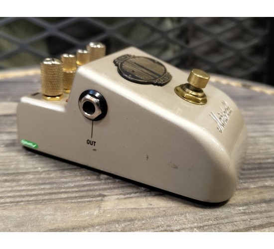 Marshall GV-2 гитарная педаль дисторшн USED