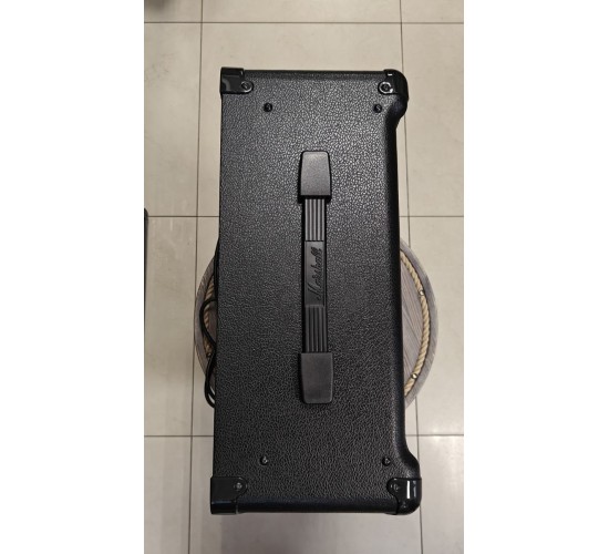 Marshall MG30FX гитарный транзисторный комбоусилитель USED