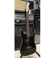 Fender Squier Stratacoustic Black электроакустическая гитара, дредноут, цвет черный USED