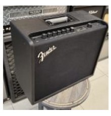 Fender Mustang GT 100 моделирующий гитарный комбоусилитель, 100 Вт USED