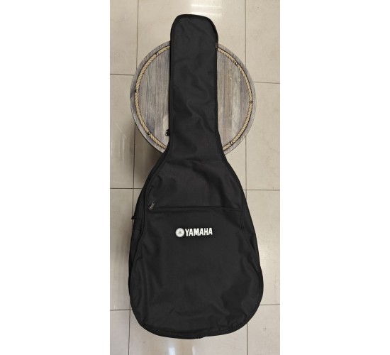 Yamaha чехол для акустической гитары USED