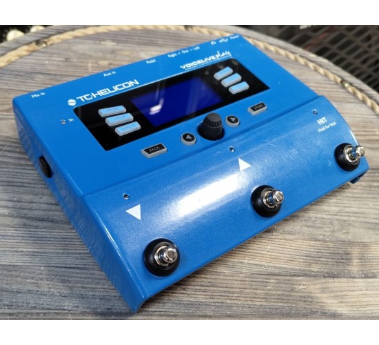 TC Helicon Voicelive Play напольный вокальный процессор эффектов USED