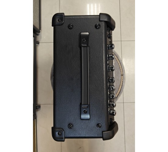 Line 6 Spider IV 15 моделирующий гитарный комбоусилитель USED