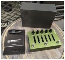 Darkglass Electronics Distorting Advanced Machine (ADAM) дисторшн для баса USED