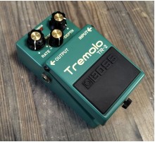 Boss TR-2 Tremolo педаль эффектов, классическое тремоло USED