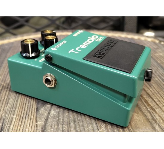 Boss TR-2 Tremolo педаль эффектов, классическое тремоло USED