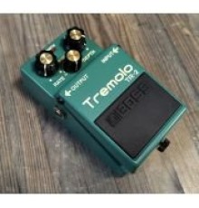 Boss TR-2 Tremolo педаль эффектов, классическое тремоло USED