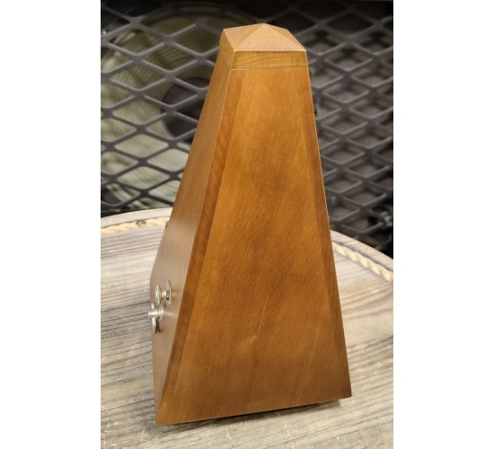 Wittner Pyramide 813M метроном, цвет коричневый, Германия USED
