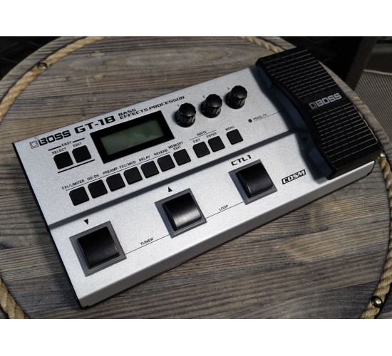 Boss GT-1B процессор эффектов для бас гитары USED