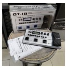 Boss GT-1B процессор эффектов для бас гитары USED