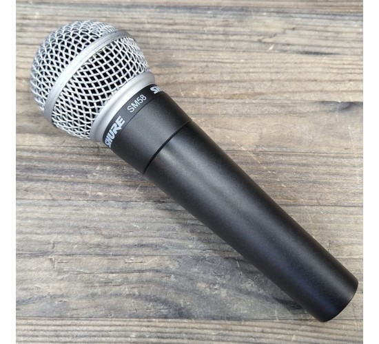 Shure SM58S динамический вокальный микрофон с выключателем USED