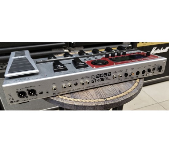 Boss GT-10B бас-гитарный процессор эффектов USED