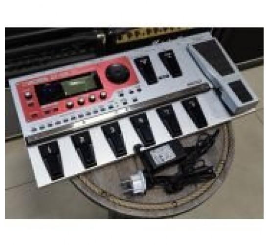 Boss GT-10B бас-гитарный процессор эффектов USED