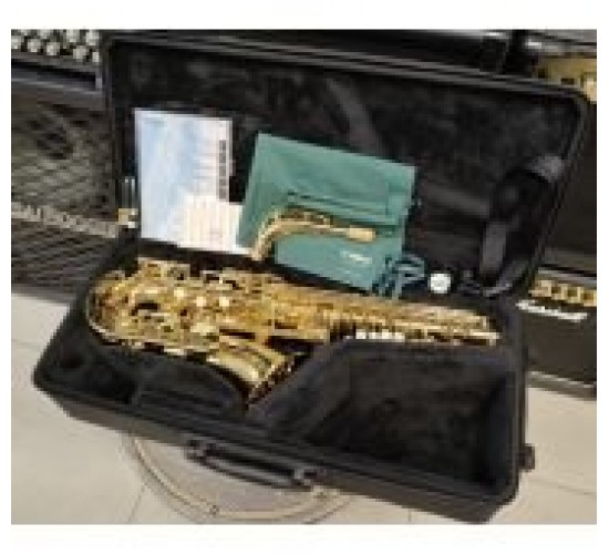 Yamaha YAS-280 альт-саксофон студенческий USED