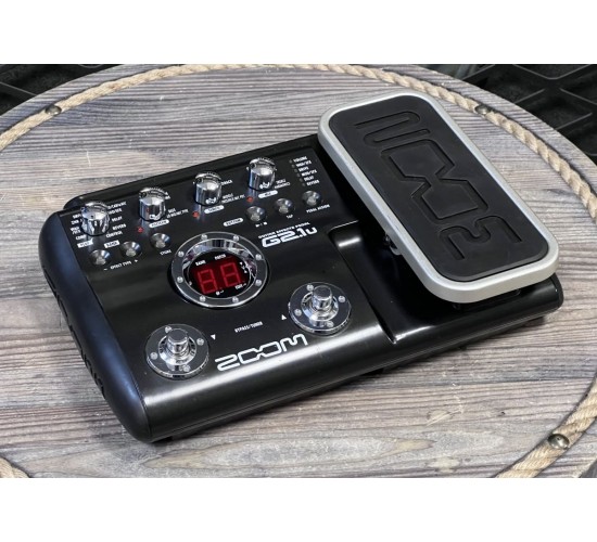 Zoom G2.1U Гитарный процессор USED