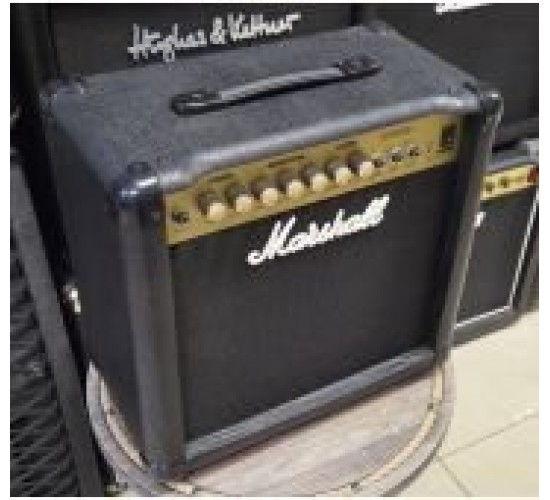 Marshall G15R CD гитарный комбоусилитель, 25 Вт USED