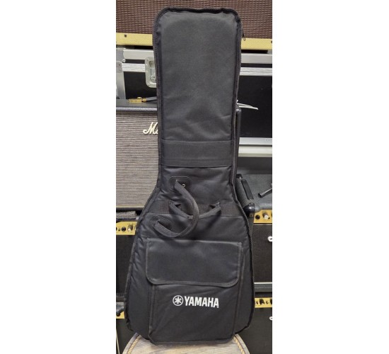 Yamaha чехол для электрогитары, плотный USED