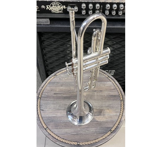 Yamaha YTR-1310S труба, Япония USED