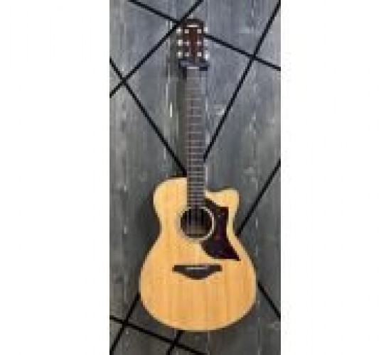Yamaha AC1M электроакустическая гитара USED