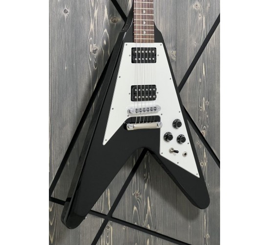 Gibson Flying V 67 Reissue электрогитара, цвет черный США 1996 USED