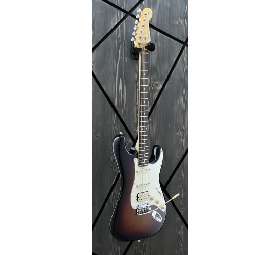 Fender American Standard Stratocaster HSS 3TS электрогитара, США 2012 USED