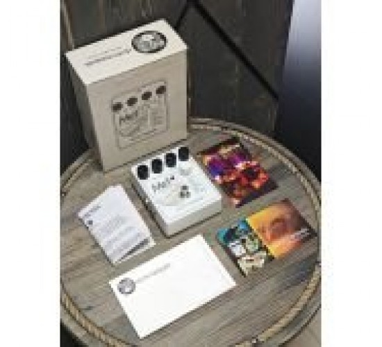 Electro-Harmonix MEL9 Tape Replay machine гитарный эффект синтезатор, выставочный образец.