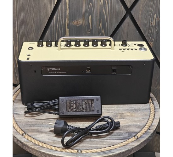 Yamaha THR10II гитарный усилитель USED