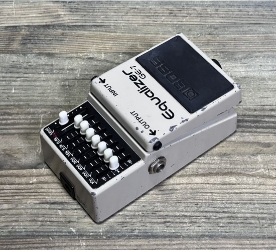 Boss GE-7 педаль гитарная, эквалайзер, Япония USED