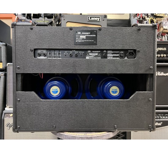 VOX AC30CC2X гитарный ламповый комбоусилитель USED