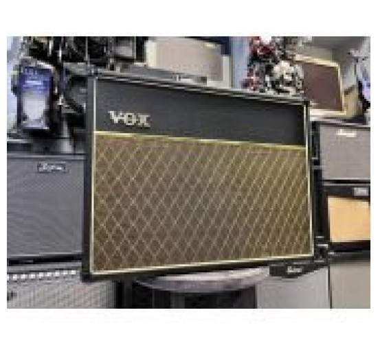 VOX AC30CC2X гитарный ламповый комбоусилитель USED