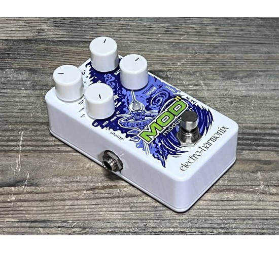 Electro-Harmonix MOD11 Modulator Моделирующая и специальная педаль эффектов USED