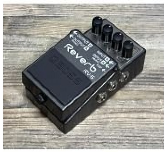 Boss RV-6 гитарная педаль ревербератор USED