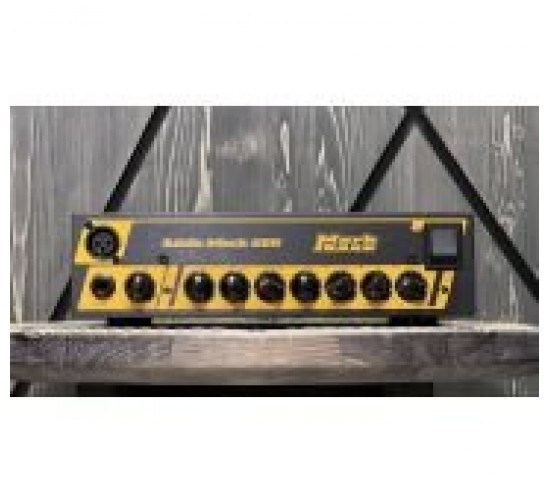 Markbass Little Mark 250 LM250 усилитель басовый транзисторный, 250 Вт, Италия USED