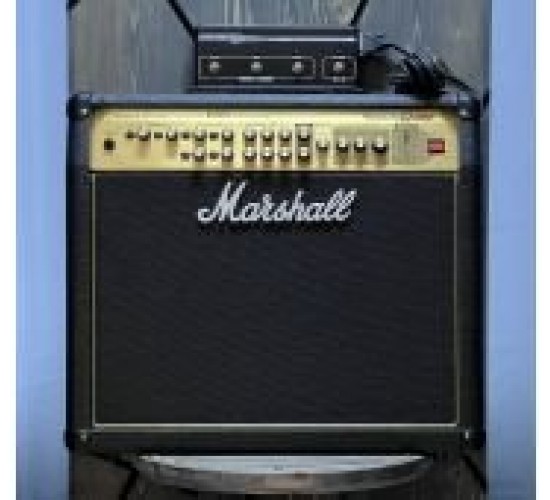Marshall AVT100 комбоусилитель гитарный, 100 Вт, Англия USED