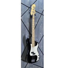 Fender Precision Bass American Special бас-гитара, США, 2010, цвет чёрный USED