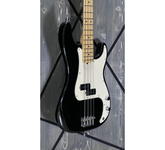 Fender Precision Bass American Special бас-гитара, США, 2010, цвет чёрный USED