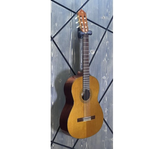 Yamaha CG162C классическая гитара USED