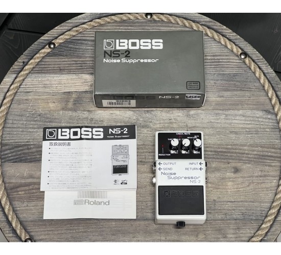 Boss NS-2 гитарный эффект шумоподавитель USED