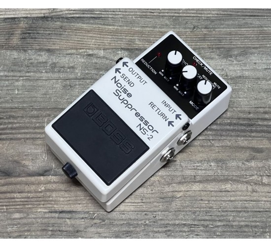Boss NS-2 гитарный эффект шумоподавитель USED