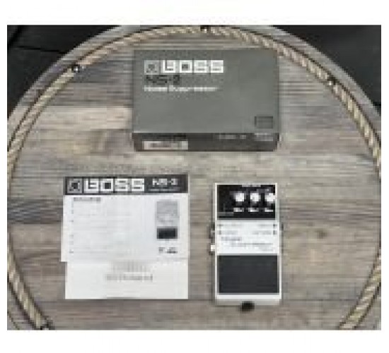 Boss NS-2 гитарный эффект шумоподавитель USED