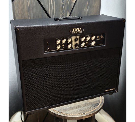 DV Mark DV40 212 Ламповый комбоусилитель для электрогитары USED